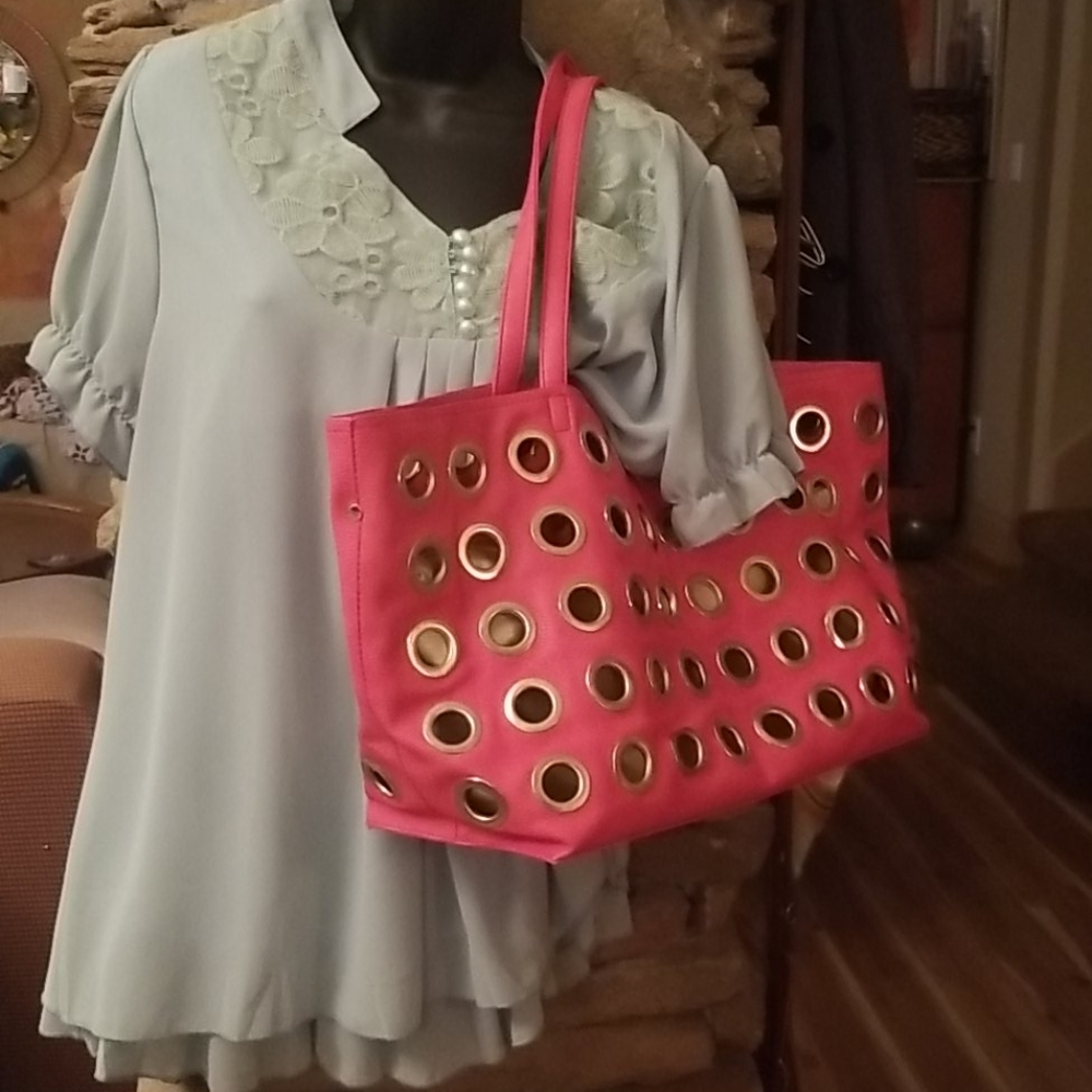 Deux Lux pink and gold  vegan tote! SO CUTE!! - Picture 9 of 9